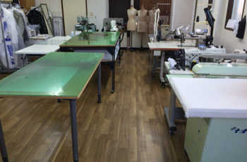 アパレルサンプル縫製 工場 アウラヒステリカ